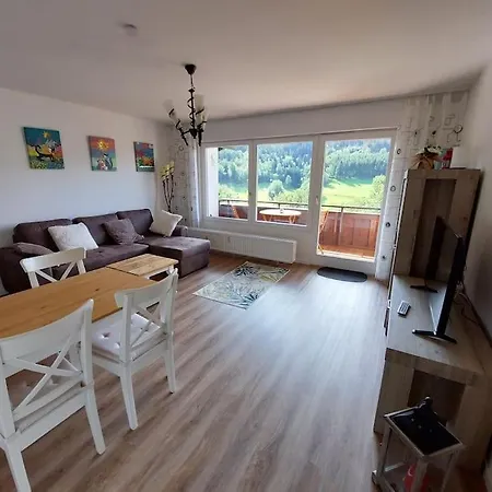 Emmy - Breathtaking View, Cosy Apartment, Wi-fi, Parking Βίντερμπεργκ