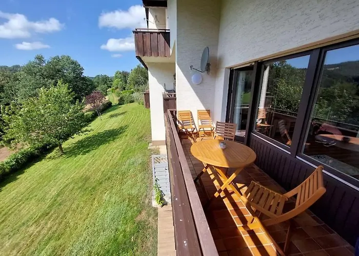 Emmy - Breathtaking View, Cosy Apartment, Wi-fi, Parking 公寓